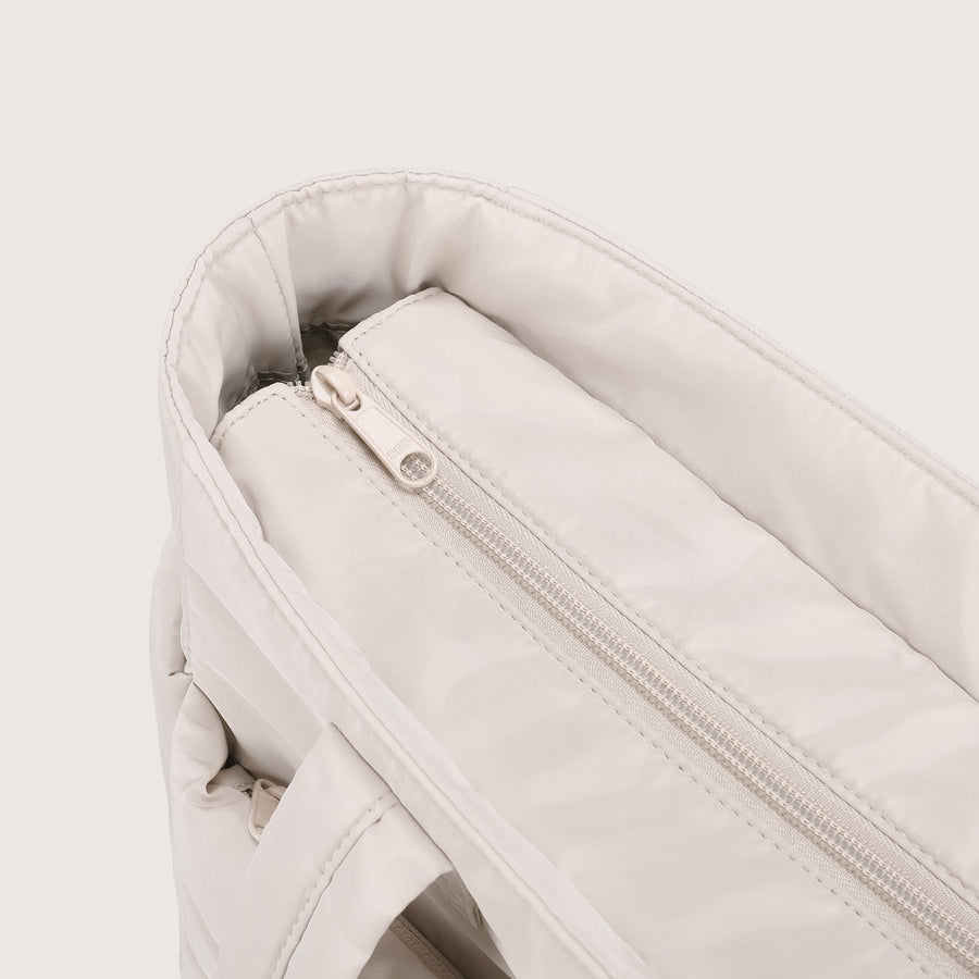 BagSmart 20L Bag Puffy Tote con compartimento para computadora portátil de 15.6 "