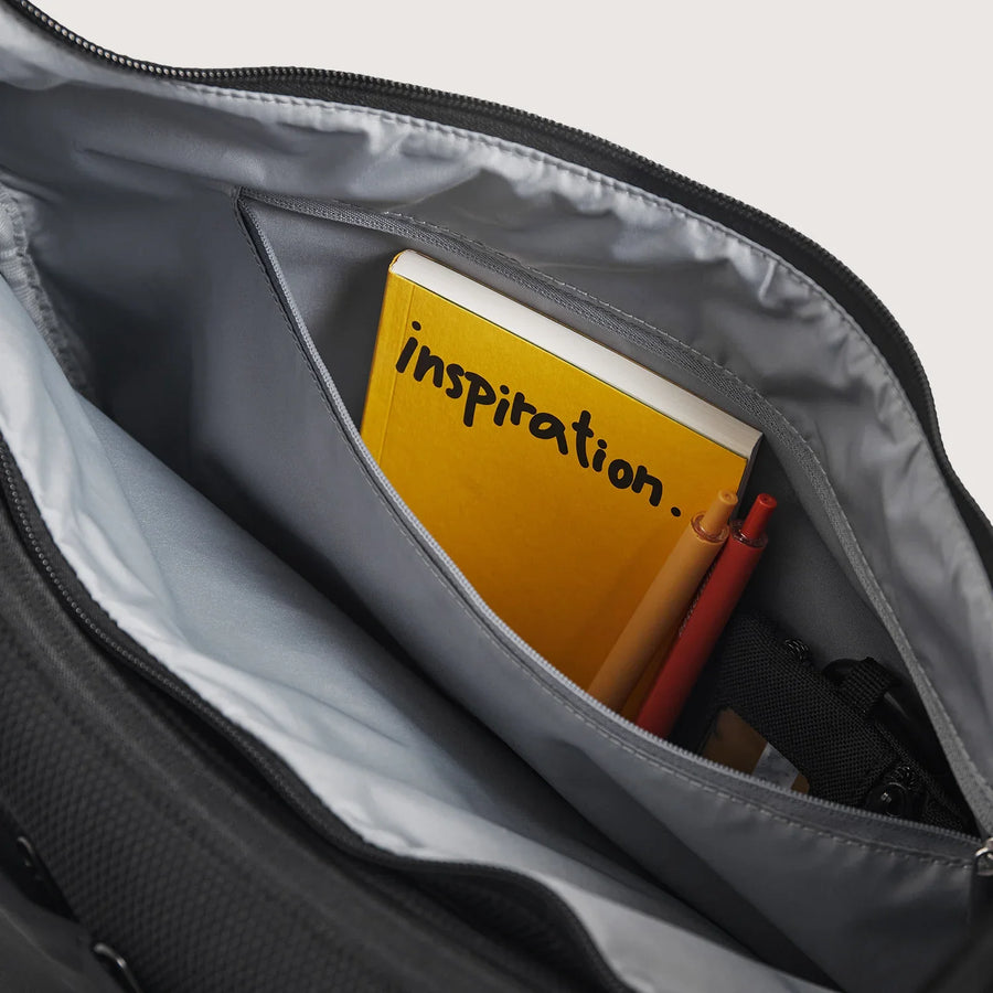 REIKI Große Hobo-Tasche
