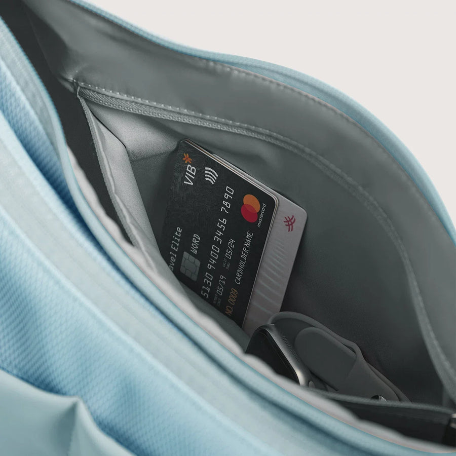REIKI Hobo Schultertasche