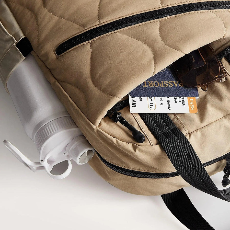 Vega 23L Featherlight Work Backpack - BAGSMART