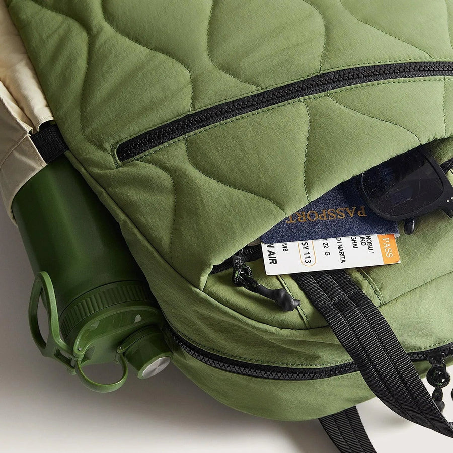 Vega 23L Featherlight Work Backpack - BAGSMART