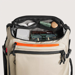 blast-43l-roller-backpack-in-oyster